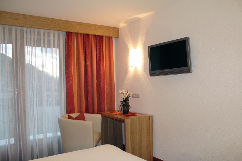 Appartements Zerzer Ried im Oberinntal Bilik gambar